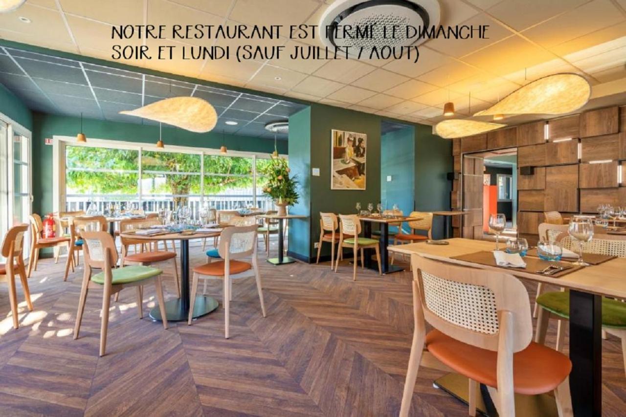 Hotel Restaurant Le Relais Des Gourmands Gramat Esterno foto